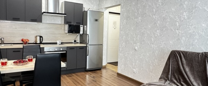 Home Hotel "3-комнатная квартира"